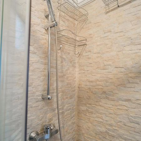 Ultra Central White & Lila Studio 布加勒斯特 外观 照片